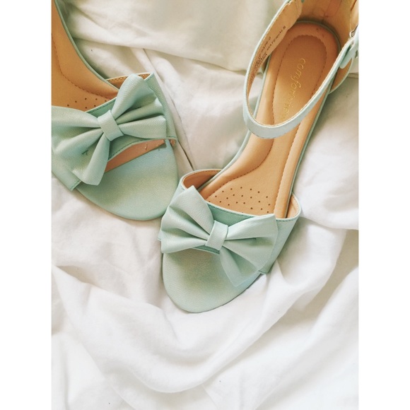 Comfort Plus Shoes - Bow Sandals