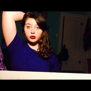 Meet your Posher, Layla