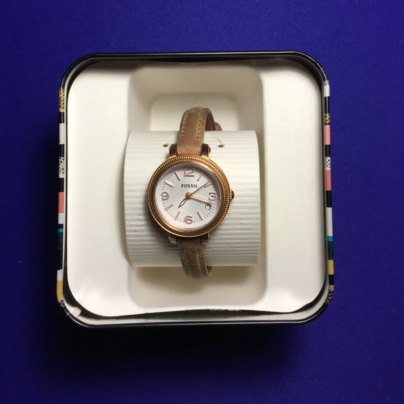 Fossil watch washed band