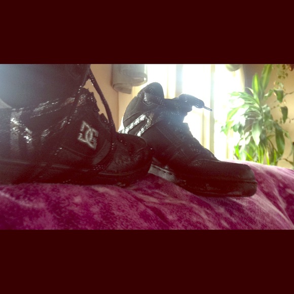 DC shoes
