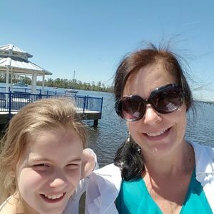 Meet your Posher, Carol