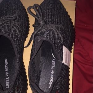 Yeezy boost 350 mens size 11 with receipt
