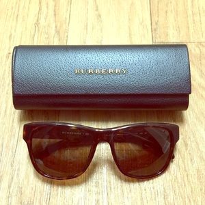 Burberry POLARIZED Sunglasses 😎😎
