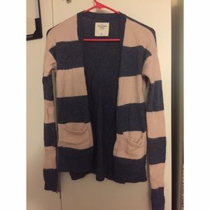 A&F Pink Grey Cardigan