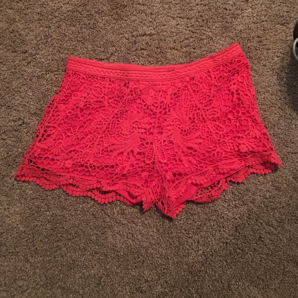 lace shorts