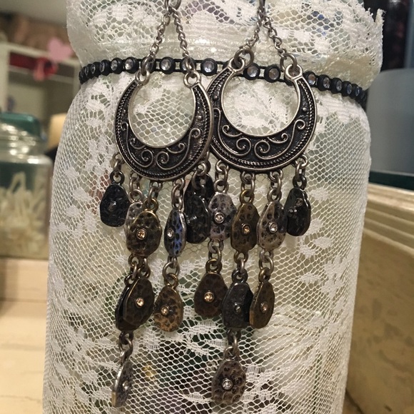 Dark silver western style earrings
