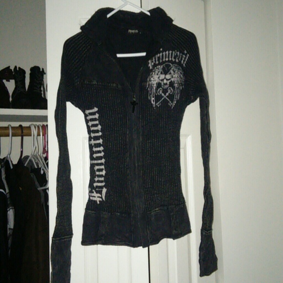 Sweatshirt