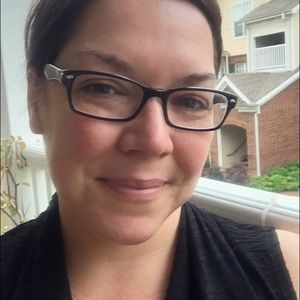 Meet your Posher, Renee