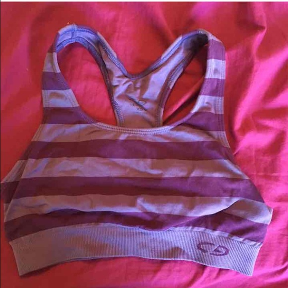 Sports bra