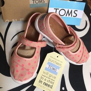 TOMS toddler size 11