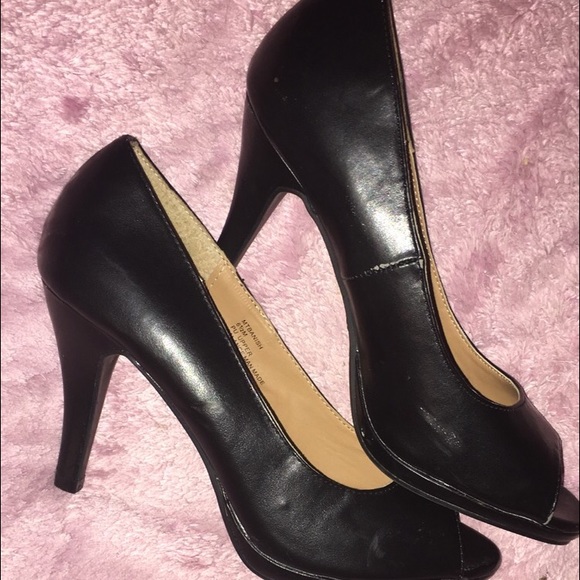 Elegant Black heels