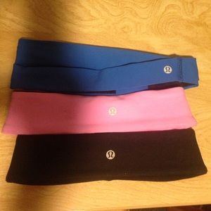 3 lulu lemon head bands😉