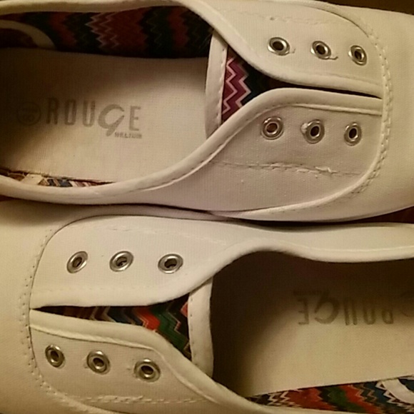 Rouge shoes - Picture 2 of 2