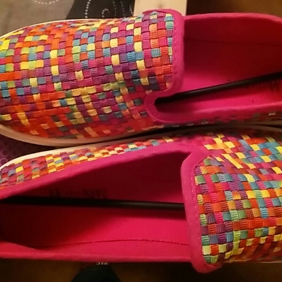 Misbehave - Picture 2 of 3