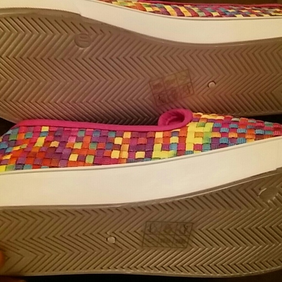 Misbehave - Picture 3 of 3