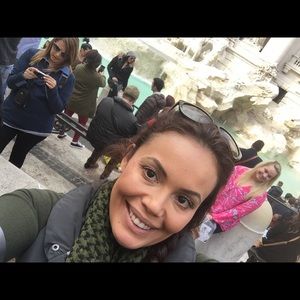 Meet your Posher, Sandra