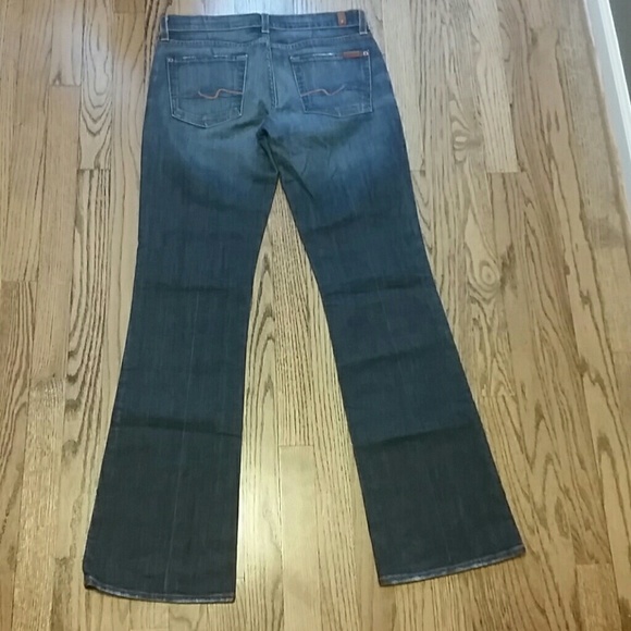 7 for all mankind- boot cut - size 28 - Picture 4 of 4