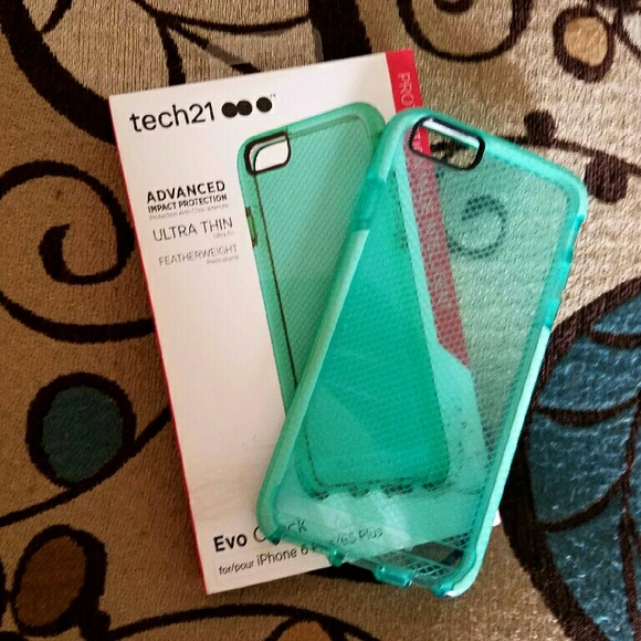 IPhone 6 + Tech 21 case