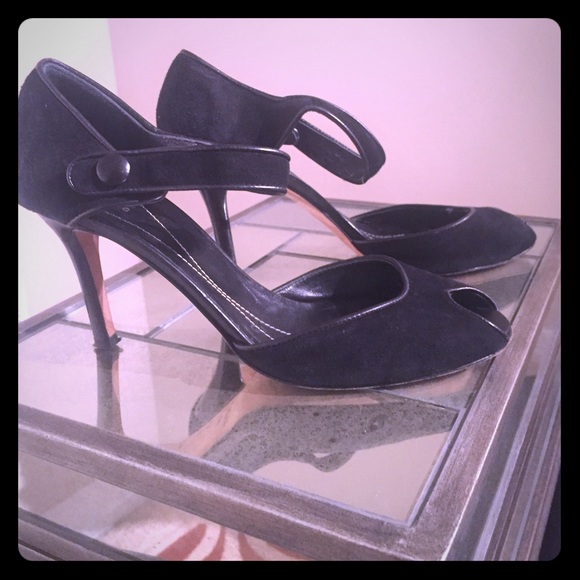 Kate Spade suede heels 🎀