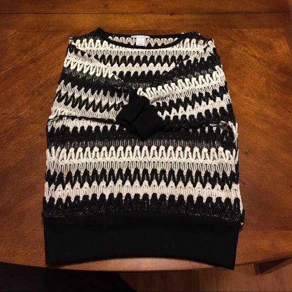 Blouse - Picture 2 of 2