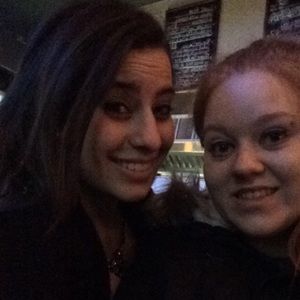 Meet your Posher, Gia