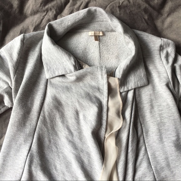 ✖️SOLD✖️ Anthro Bordeaux Soft Grey Open Jacket - Picture 3 of 4