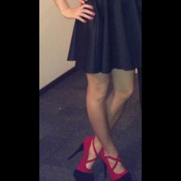 Wild Pair Cross-strapped, Color Blocked Pumps - Picture 2 of 4