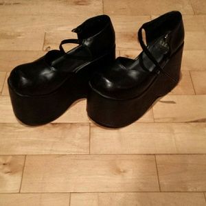 Black Platform shoes