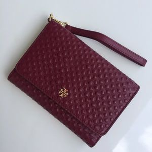 Marion Embossed Smartphone Wristlet in Red Agate