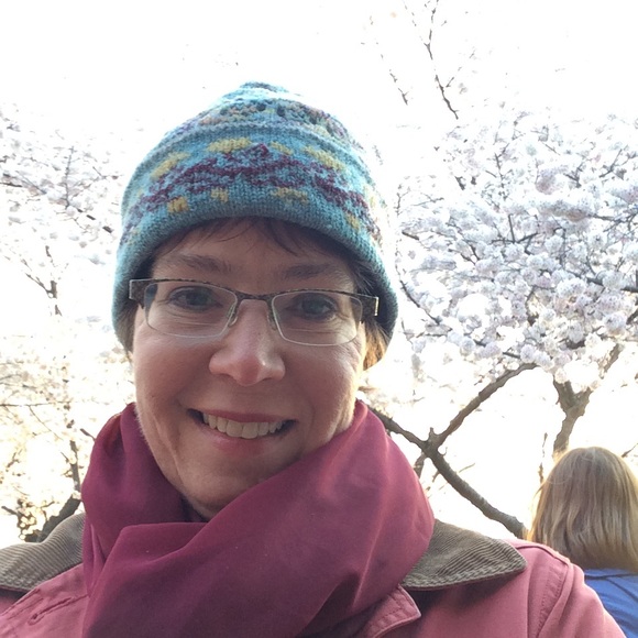 Meet your Posher, Suzi - Picture 1 of 1