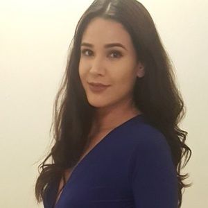 Meet your Posher, Janel