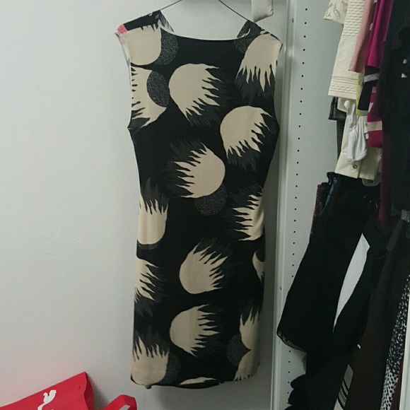 DVF dress - Picture 4 of 4