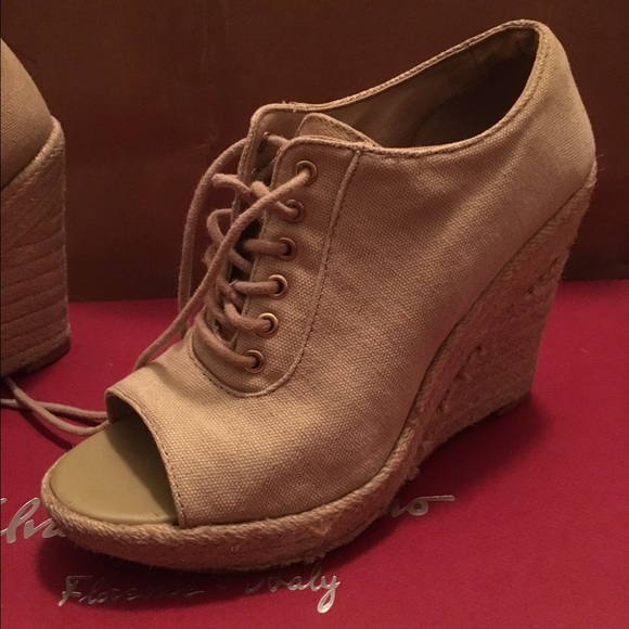 Khaki Canvas Wedge Heel - Picture 2 of 4