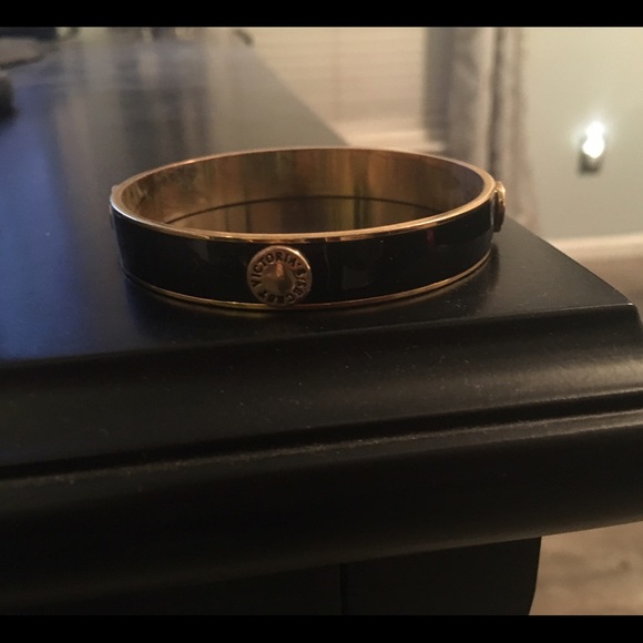 Victoria's Secret bangle