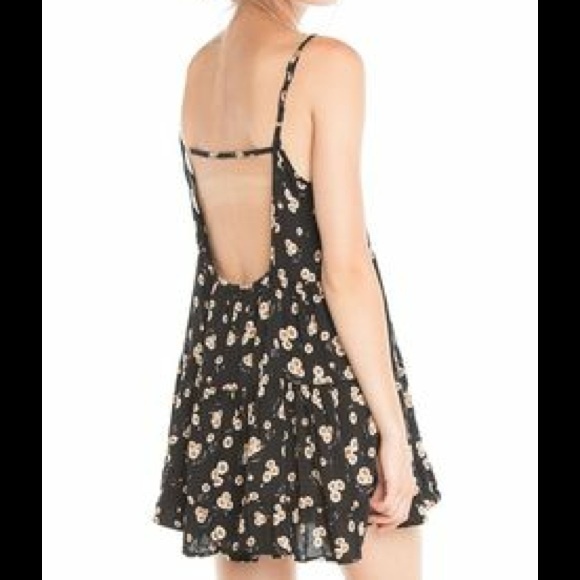 Brandy Melville Dresses Brandy Melville Floral Jada Dress Poshmark