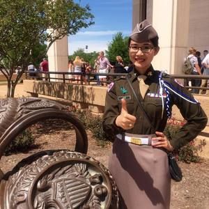 Meet your Posher, Jennifer