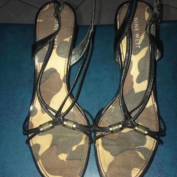 Black & Gold, open toe Nine West heel-size 6 1/2.