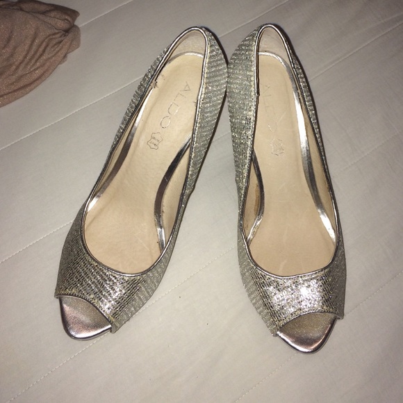 Also silver little sequin shoes