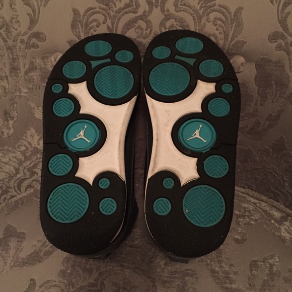 *SOLD* Like New Jordan Flight 9.5 BG - Picture 3 of 4