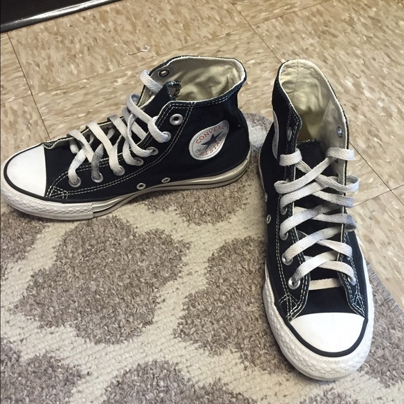 Sold on Facebook ‼️ Black High Top Converse