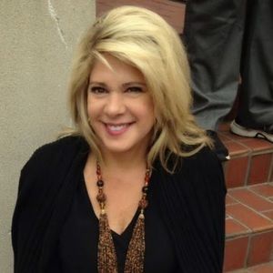 Meet your Posher, Denise