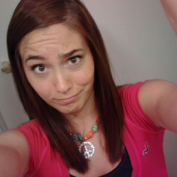 Meet your Posher, Danielle - Picture 1 of 1