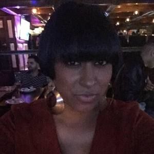 Meet your Posher, Vivian