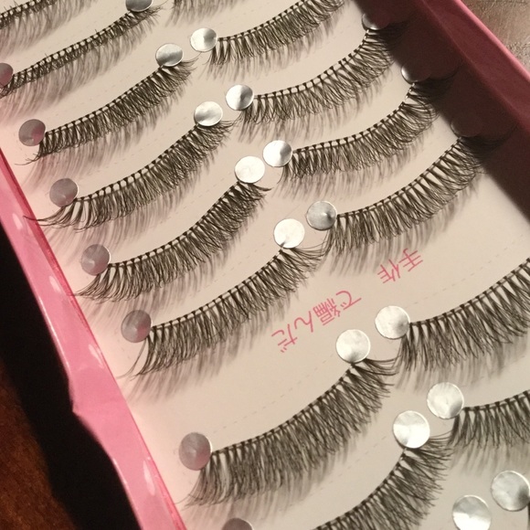 Other - 10 pairs of false eye lashes