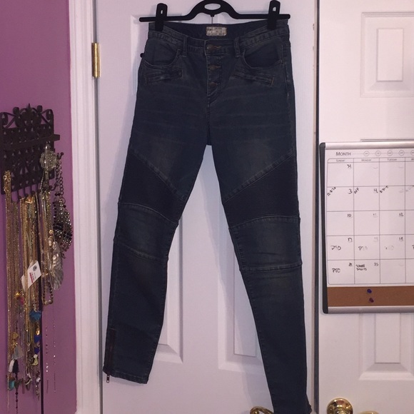 Free People Skinny jeans