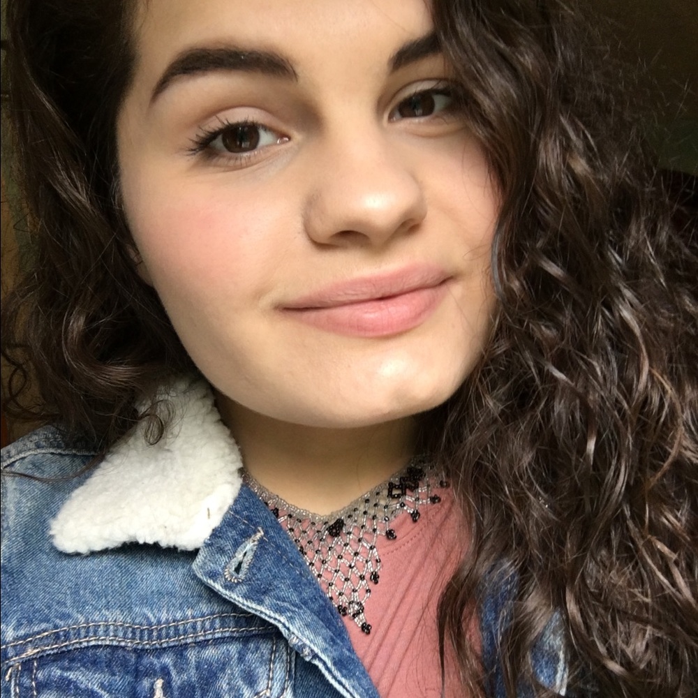 Meet your Posher, Hailey