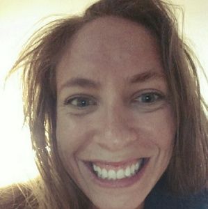 Meet your Posher, Nita