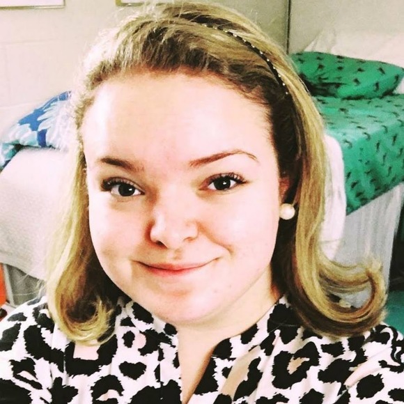 Meet your Posher, Jillian - Picture 1 of 1