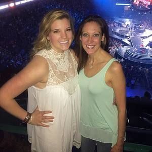 Meet your Posher, Makayla