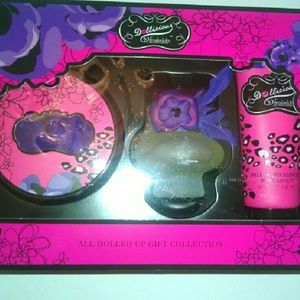 Dollicious by Fredrichs of Hollywood